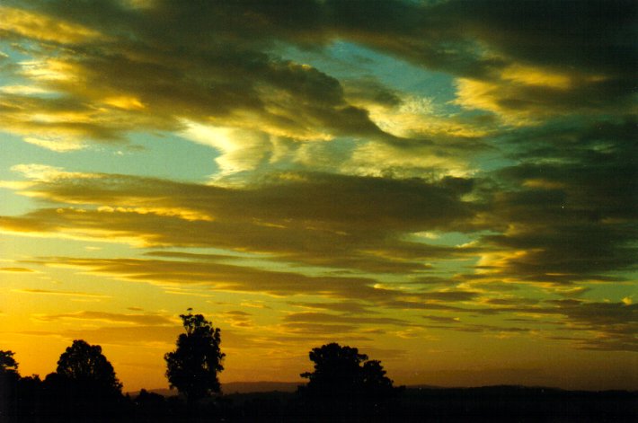 altocumulus lenticularis : McLeans Ridges, NSW   17 March 2001