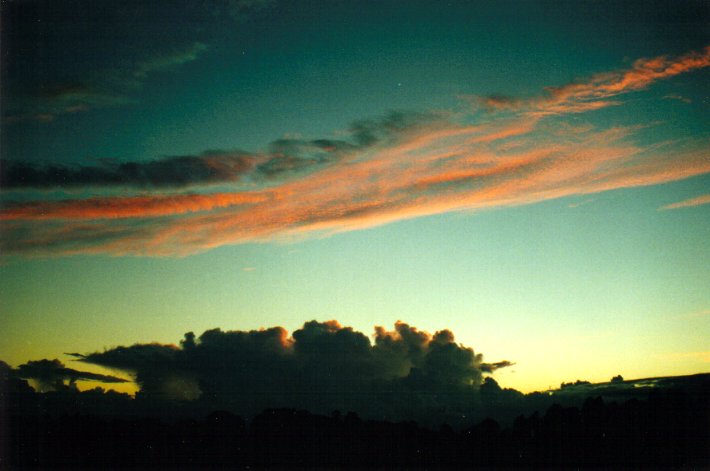 sunrise sunrise_pictures : McLeans Ridges, NSW   21 March 2001