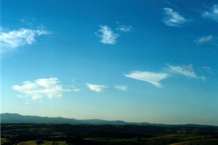 cirrus cirrus_cloud : McLeans Ridges, NSW   23 April 2001