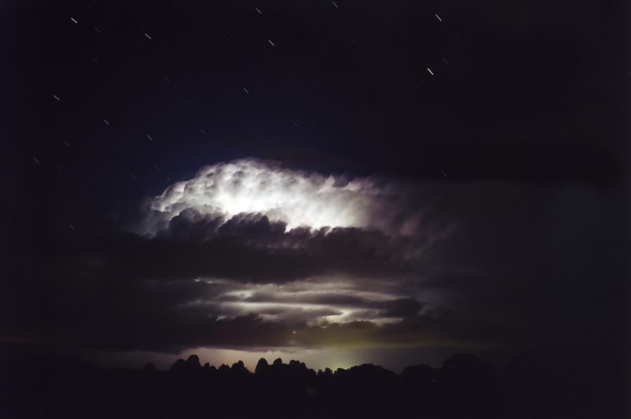 lightning lightning_bolts : McLeans Ridges, NSW   18 May 2001