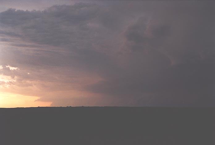 cumulonimbus thunderstorm_base : W of Woodward, Oklahoma, USA   27 May 2001