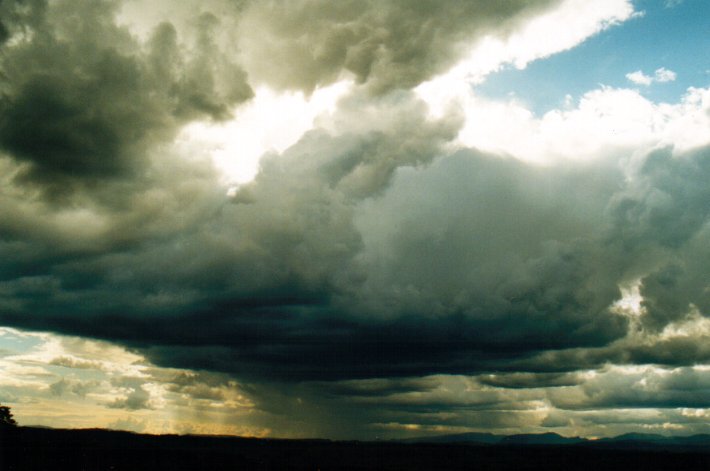 cumulonimbus thunderstorm_base : McLeans Ridges, NSW   3 July 2001