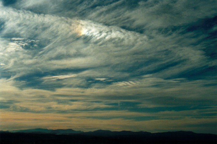 cirrus cirrus_cloud : McLeans Ridges, NSW   18 July 2001