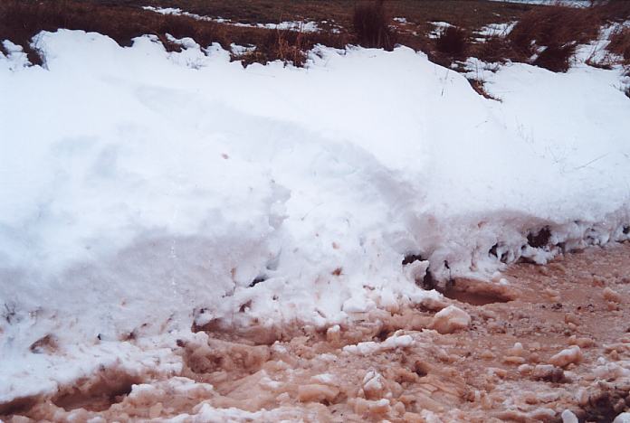 snow snow_pictures : Mt Lambie, NSW   27 August 2001