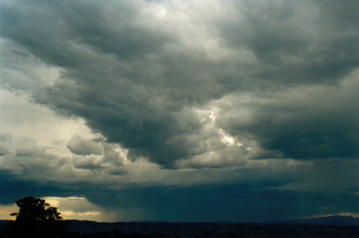cumulonimbus thunderstorm_base : McLeans Ridges, NSW   5 September 2001
