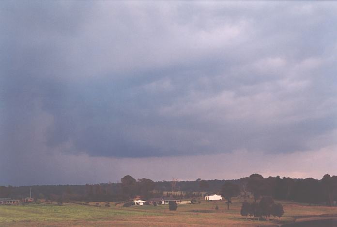 cumulonimbus thunderstorm_base : S of The Oaks, NSW   2 October 2001