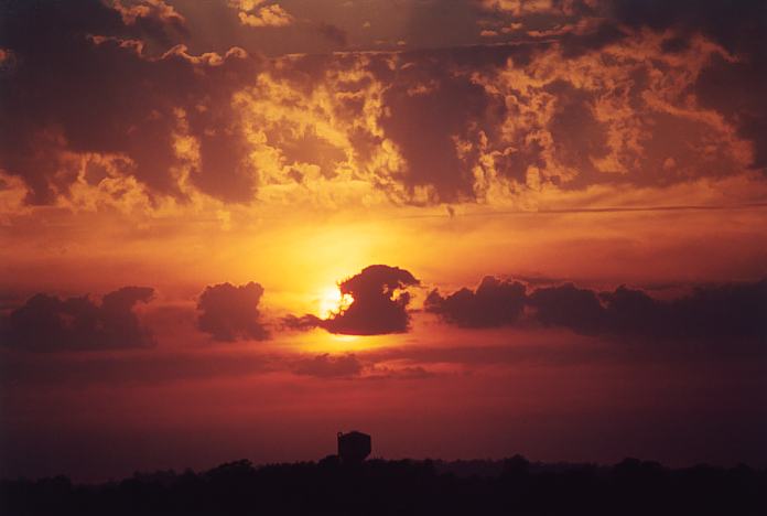 altocumulus castellanus : Schofields, NSW   5 November 2001