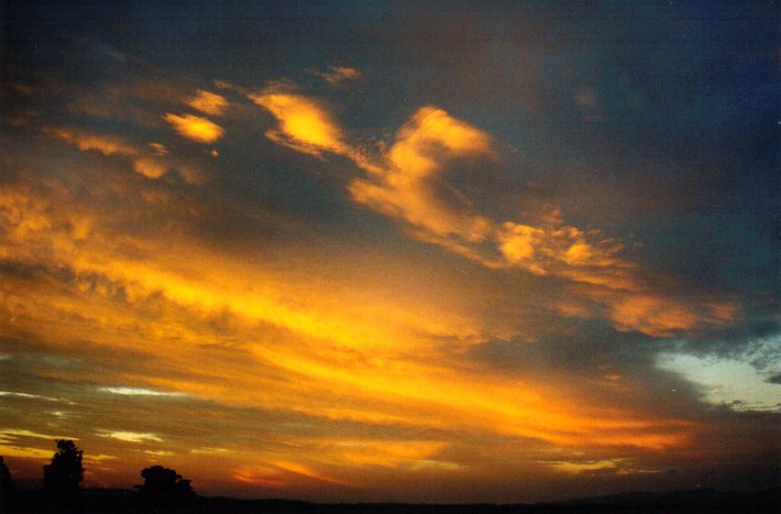 altostratus altostratus_cloud : McLeans Ridges, NSW   7 December 2001