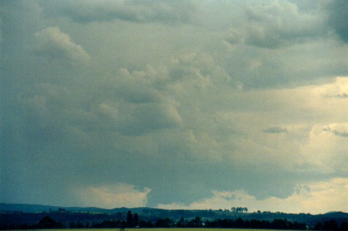 cumulonimbus thunderstorm_base : N of Casino, NSW   30 December 2001