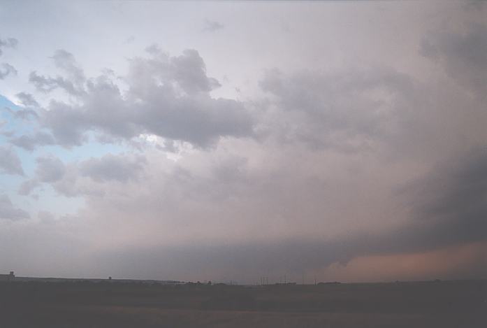 wallcloud thunderstorm_wall_cloud : E of Plainville, Kansas, USA   22 May 2002