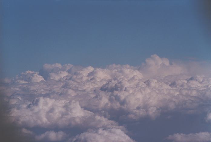 cumulus mediocris : between Dallas and Los Angeles, USA   7 June 2002