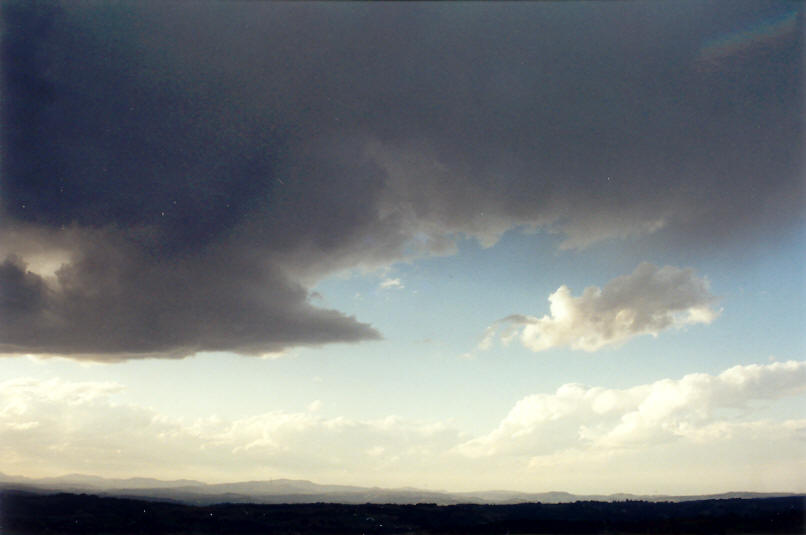 cumulonimbus thunderstorm_base : McLeans Ridges, NSW   7 September 2002