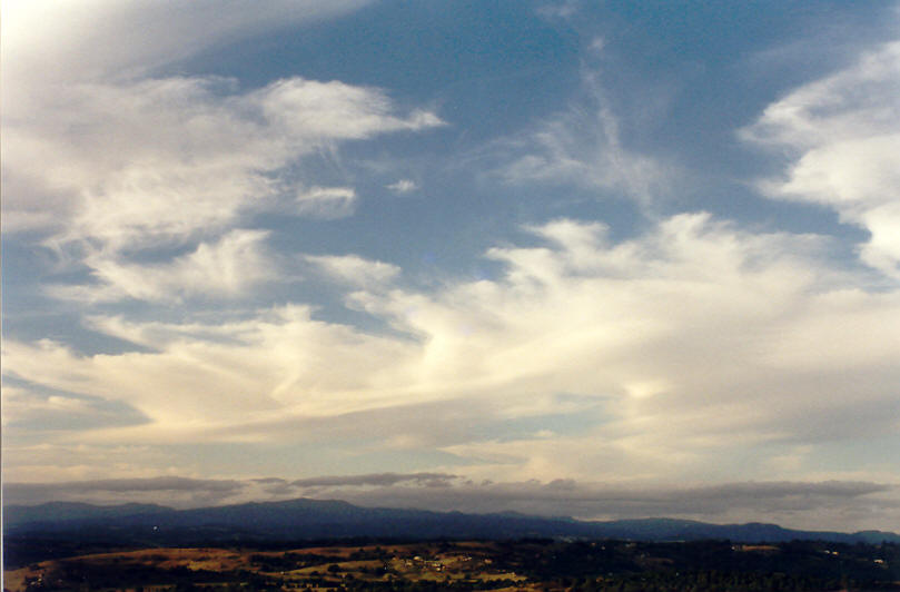 cirrus cirrus_cloud : McLeans Ridges, NSW   21 November 2002