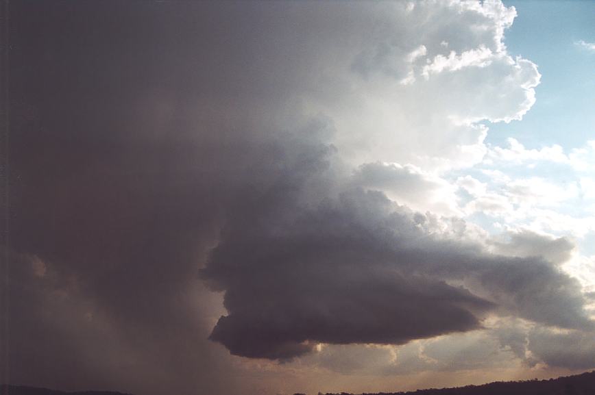 cumulonimbus supercell_thunderstorm : Camden, NSW   12 February 2003