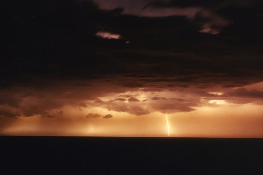 lightning lightning_bolts : Broadwater, NSW   30 March 2003