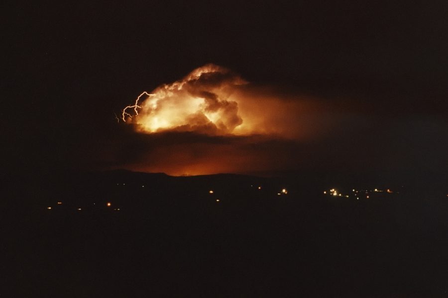 lightning lightning_bolts : McLeans Ridges, NSW   30 March 2003