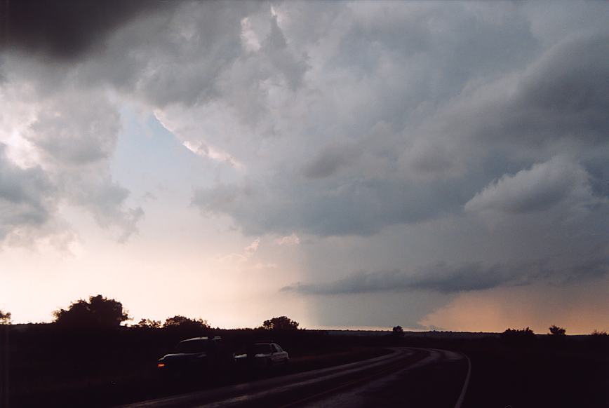 thunderstorm cumulonimbus_incus : E of Newcastle, Texas, USA   12 June 2003
