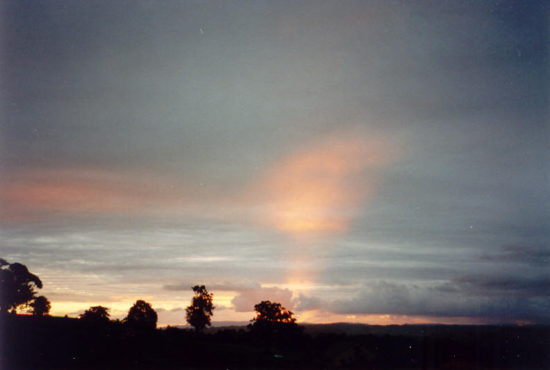 altostratus altostratus_cloud : McLeans Ridges, NSW   17 June 2003