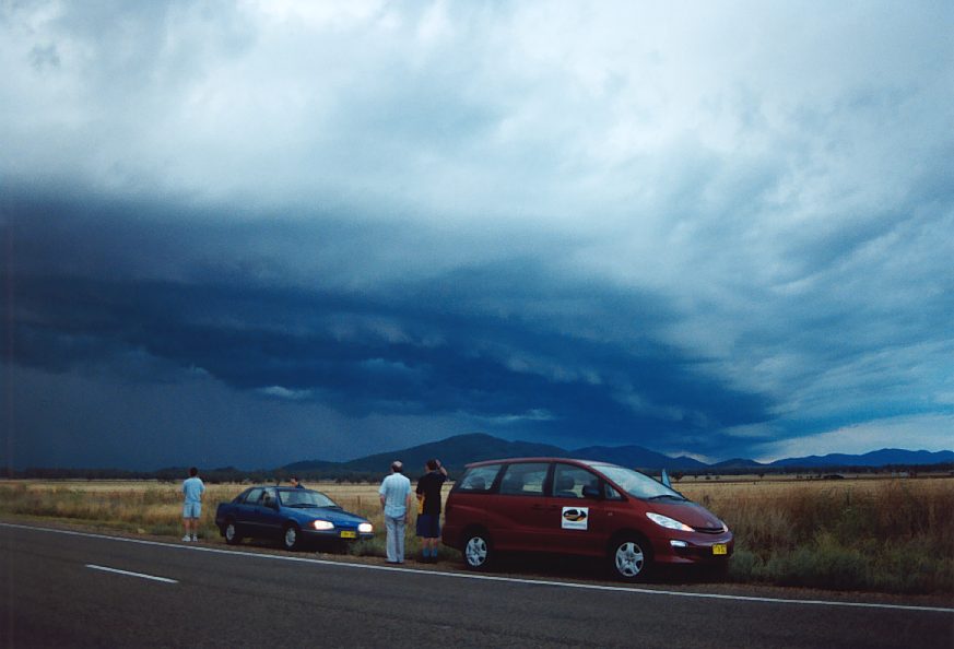 cumulonimbus thunderstorm_base : E of Mullaley, NSW   22 November 2003