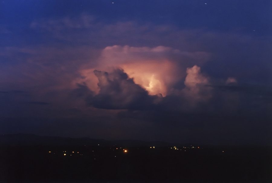 lightning lightning_bolts : McLeans Ridges, NSW   25 December 2003
