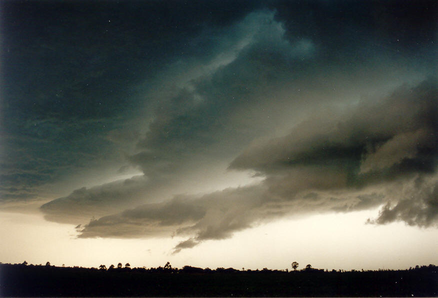 cumulonimbus thunderstorm_base : N of Casino, NSW   23 January 2004