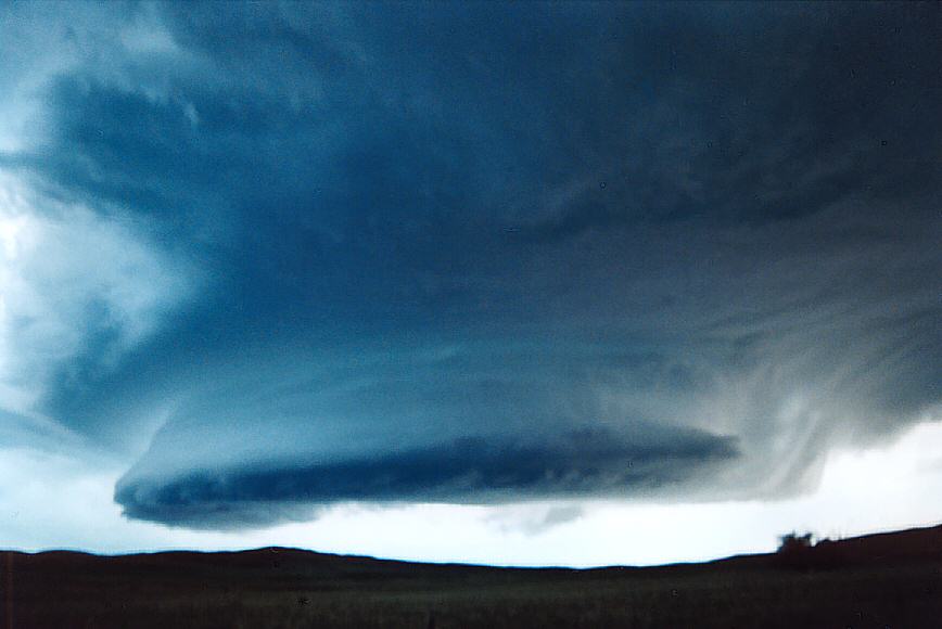 wallcloud thunderstorm_wall_cloud : Merriman, Nebraska, USA   23 May 2004