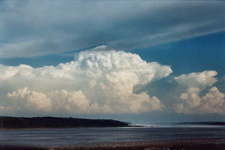cumulonimbus supercell_thunderstorm : near Randolph, Kansas, USA   24 May 2004
