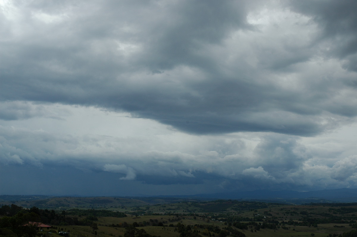 cumulonimbus thunderstorm_base : McLeans Ridges, NSW   21 October 2004