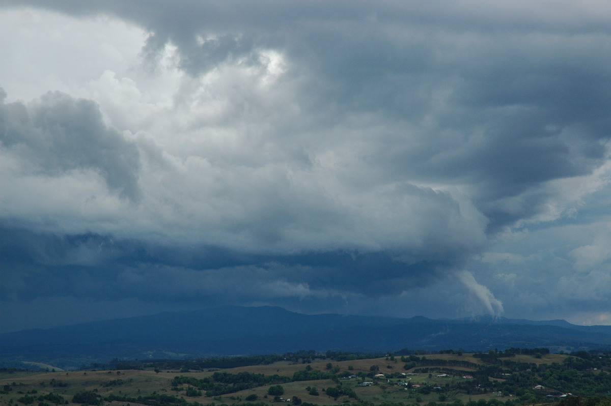 cumulonimbus thunderstorm_base : McLeans Ridges, NSW   21 October 2004