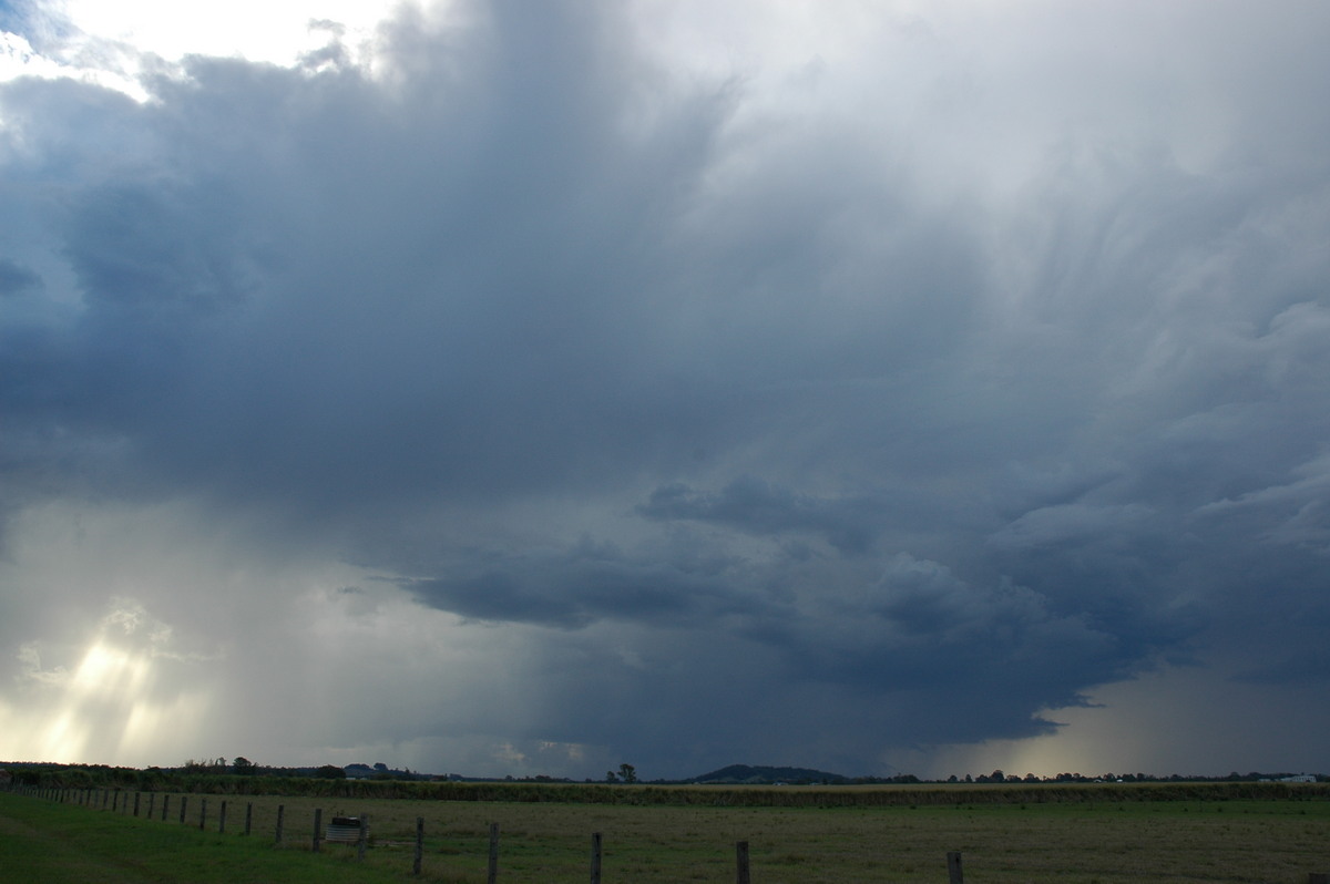 cumulonimbus thunderstorm_base : Coraki, NSW   21 October 2004