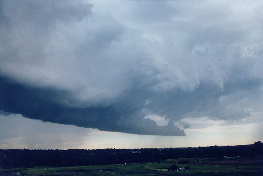 cumulonimbus thunderstorm_base : Schofields, NSW   11 December 2004