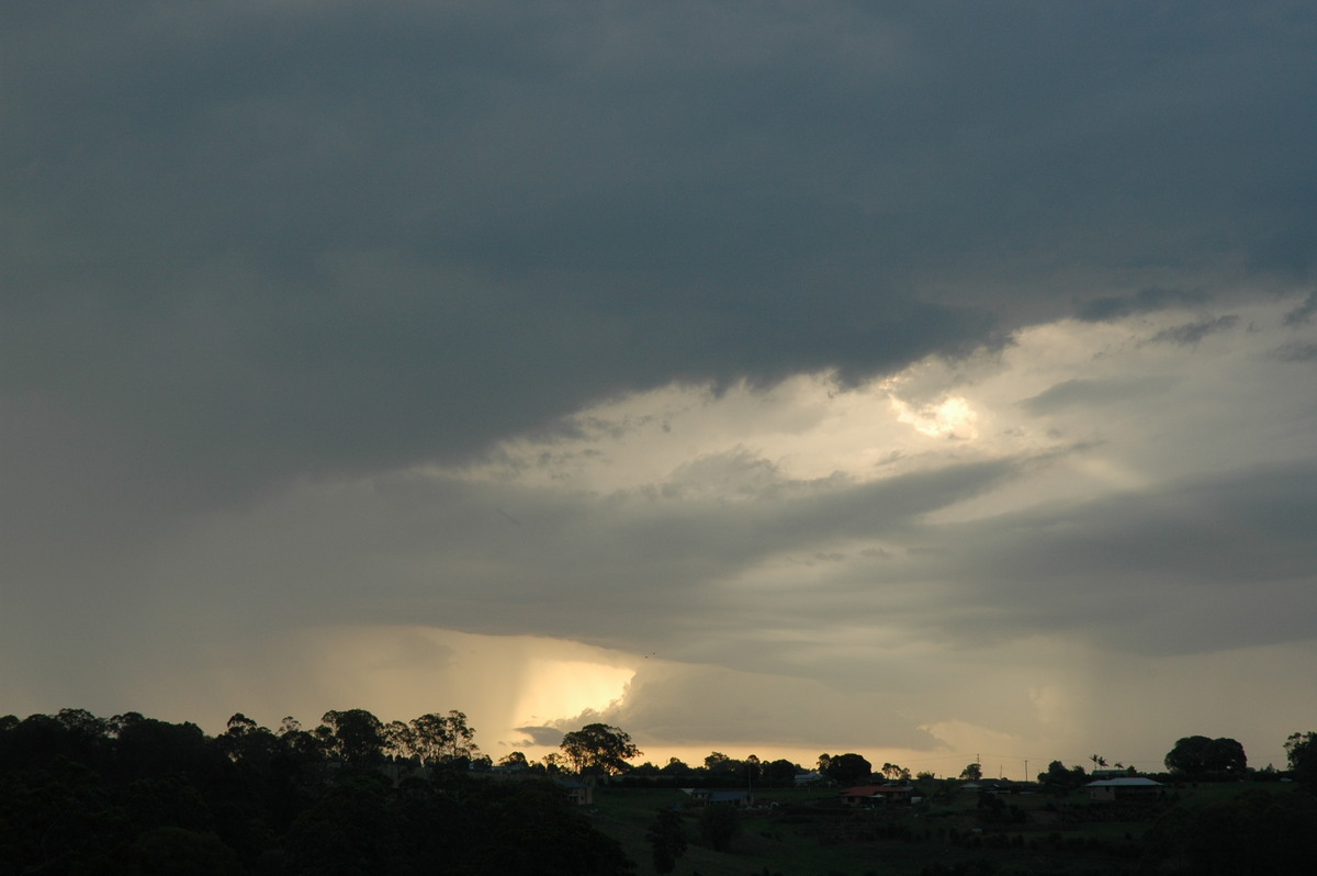 cumulonimbus thunderstorm_base : McLeans Ridges, NSW   17 December 2004