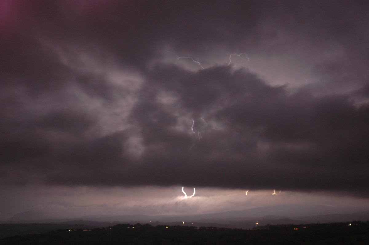 lightning lightning_bolts : McLeans Ridges, NSW   2 February 2005