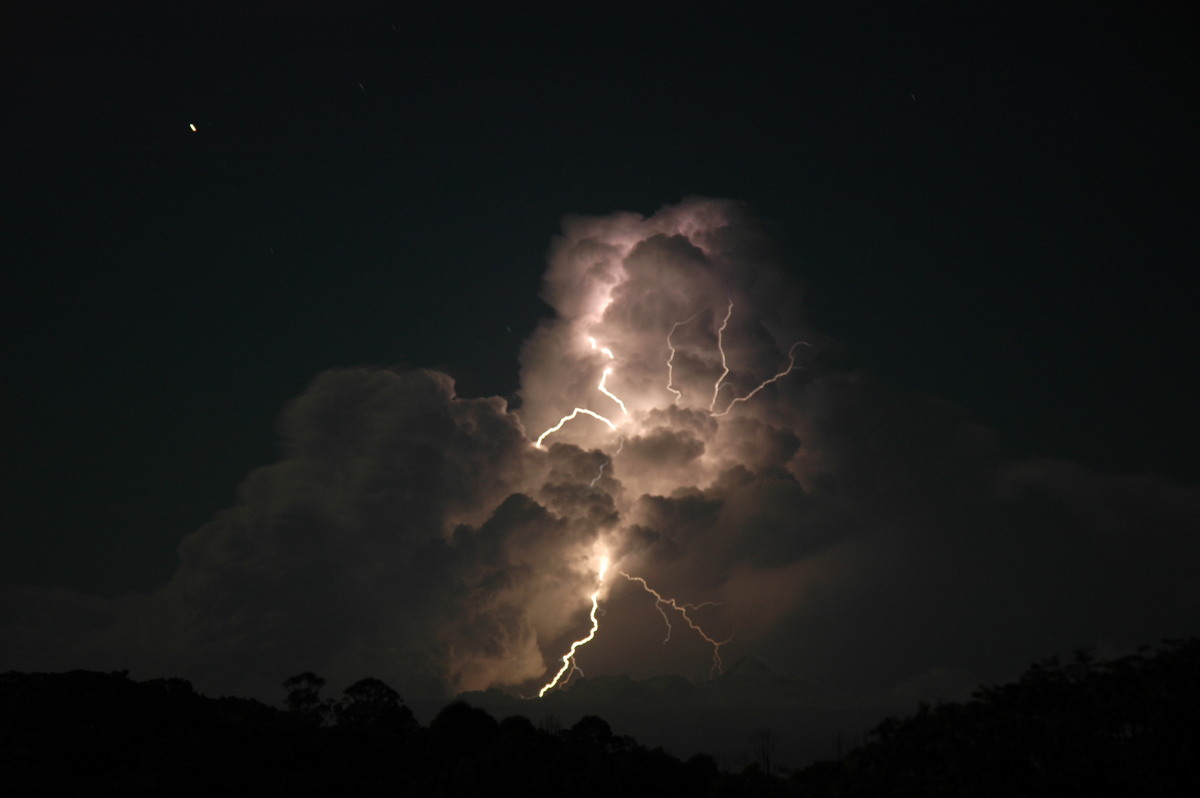 lightning lightning_bolts : McLeans Ridges, NSW   22 March 2005