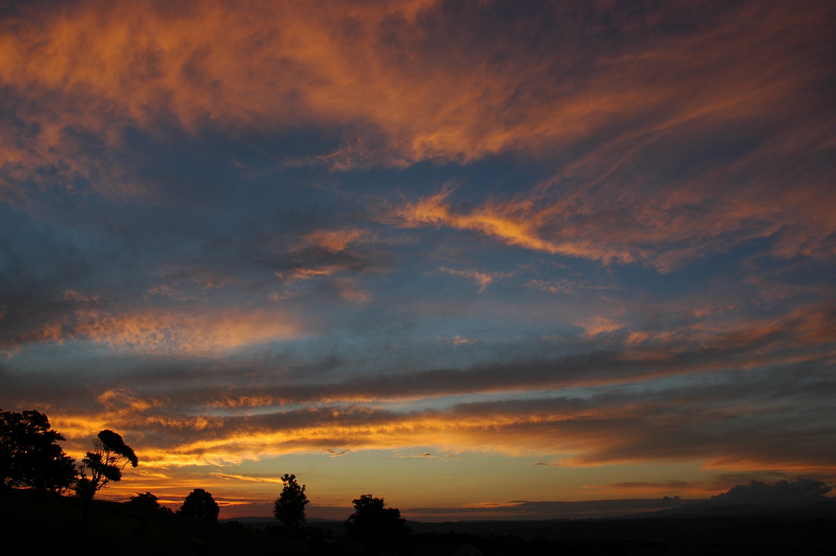 sunset sunset_pictures : McLeans Ridges, NSW   25 April 2005