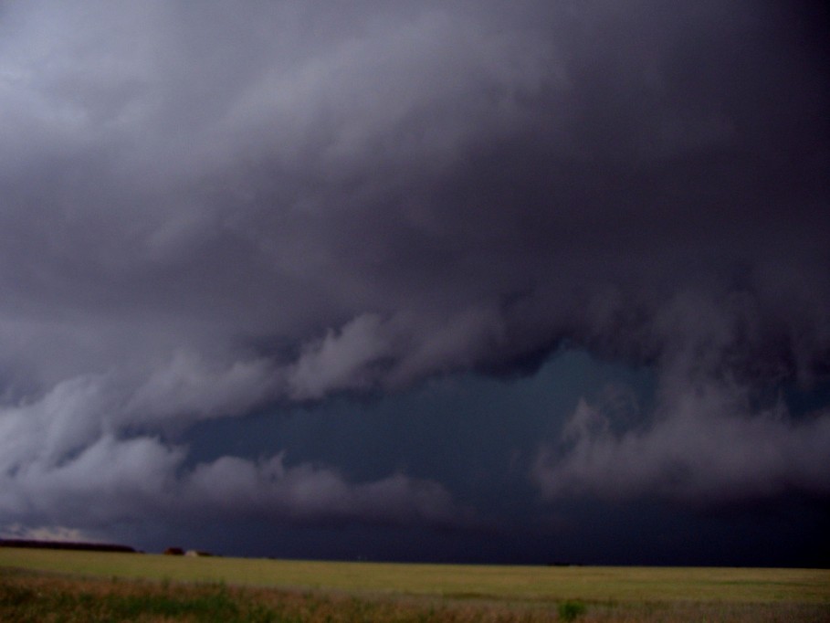cumulonimbus thunderstorm_base : near Dimmit, Texas, USA   31 May 2005