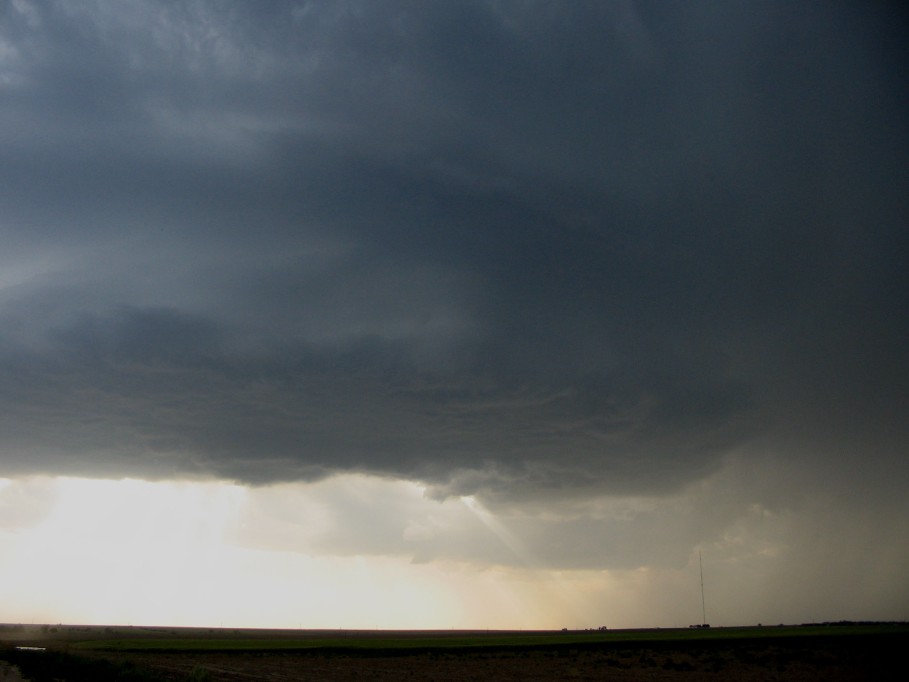 wallcloud thunderstorm_wall_cloud : Colby, Kansas, USA   6 June 2005