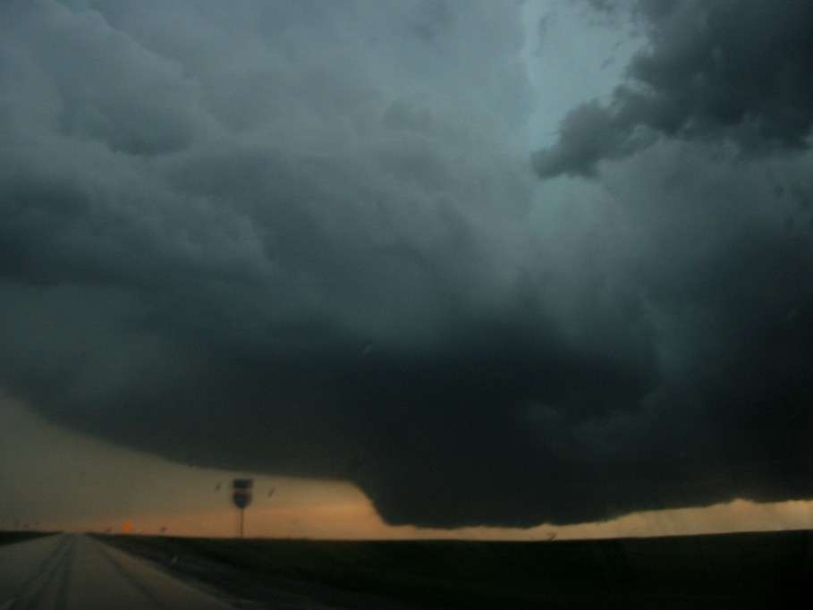 wallcloud thunderstorm_wall_cloud : I-90 near Stamford, South Dakota, USA   7 June 2005