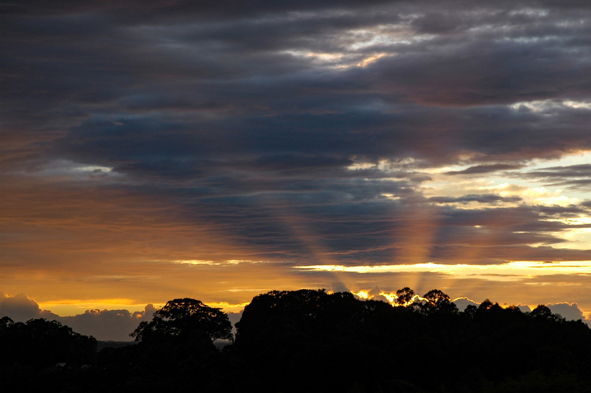 sunrise sunrise_pictures : McLeans Ridges, NSW   14 June 2005