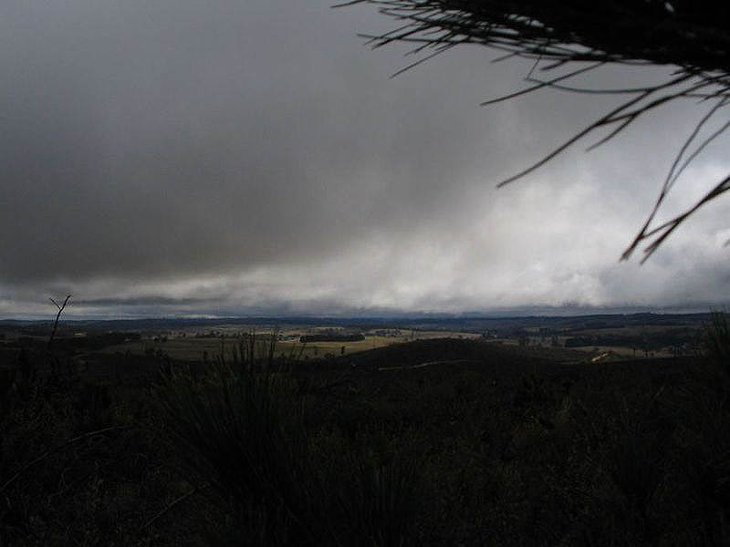 stratus stratus_cloud : near Oberon, NSW   15 July 2005