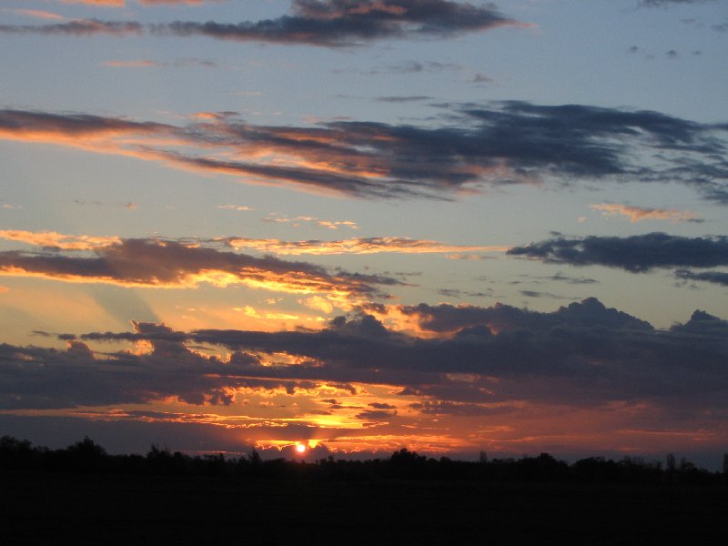 altocumulus castellanus : NW of Griffith, NSW   9 September 2005