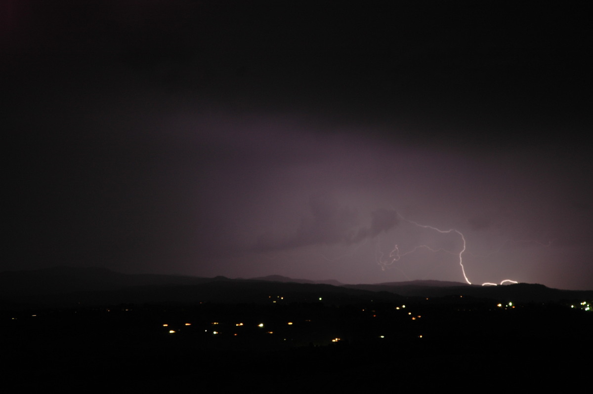 lightning lightning_bolts : McLeans Ridges, NSW   11 September 2005