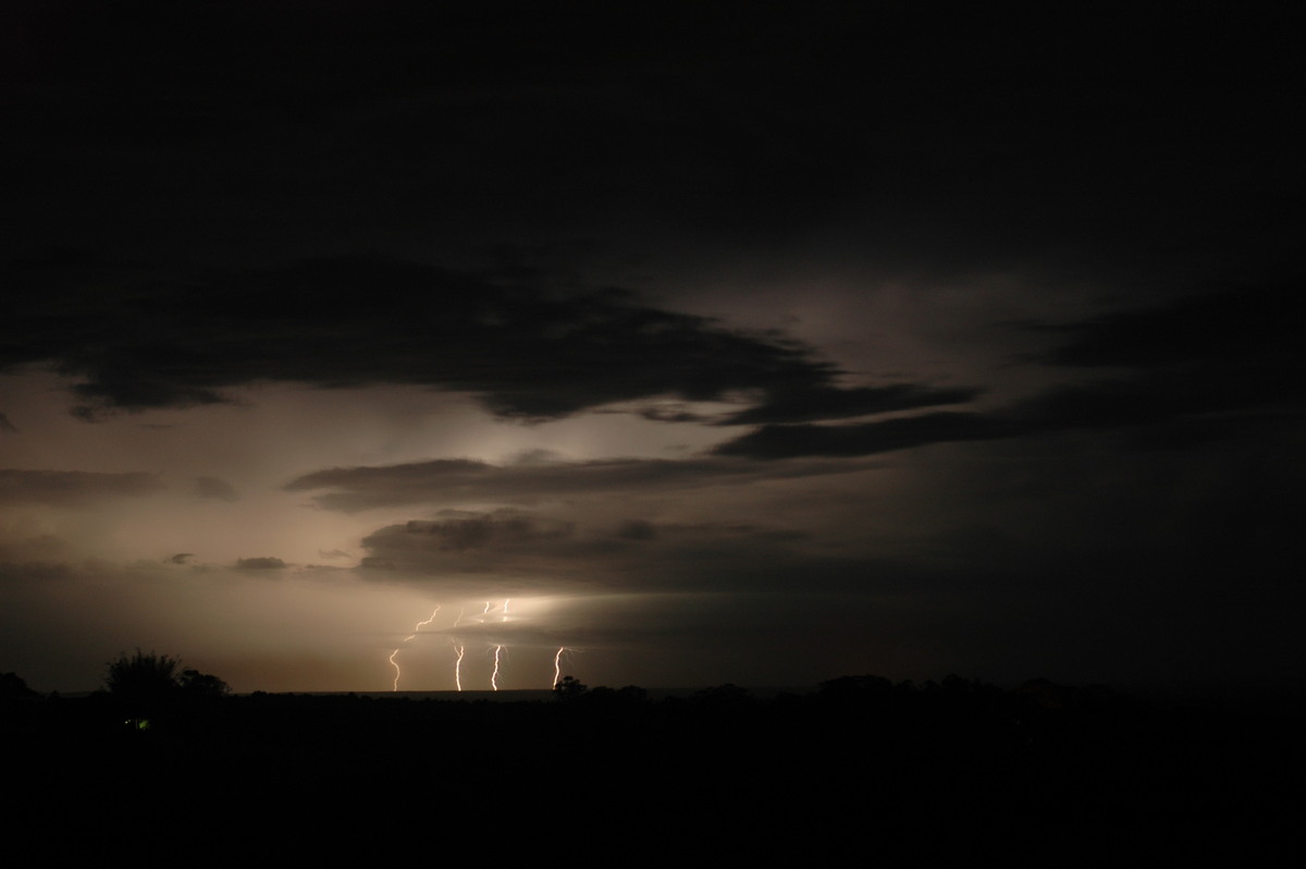 lightning lightning_bolts : Tregeagle, NSW   25 October 2005