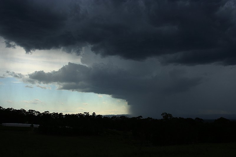 raincascade precipitation_cascade : near Cattai, NSW   10 November 2005