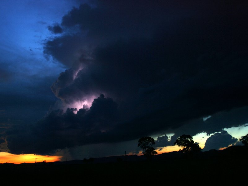 lightning lightning_bolts : Coonabarabran, NSW   25 November 2005