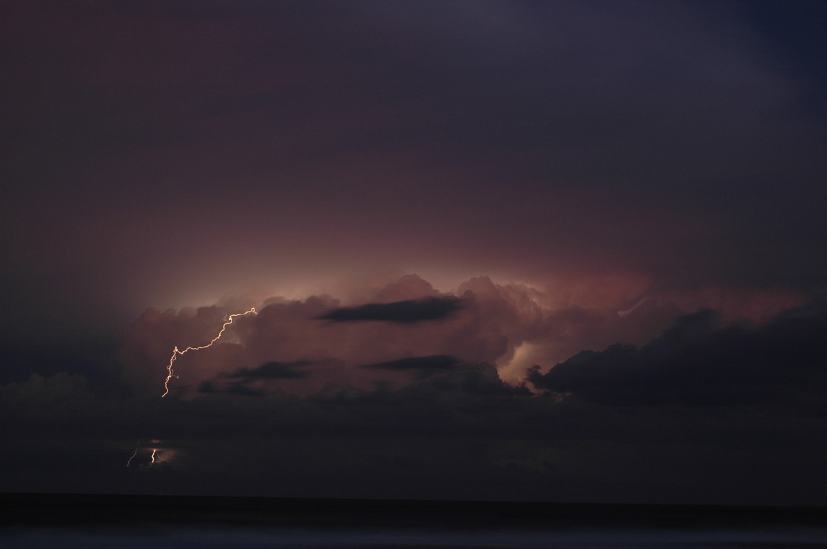 lightning lightning_bolts : Gold Coast, QLD   27 November 2005