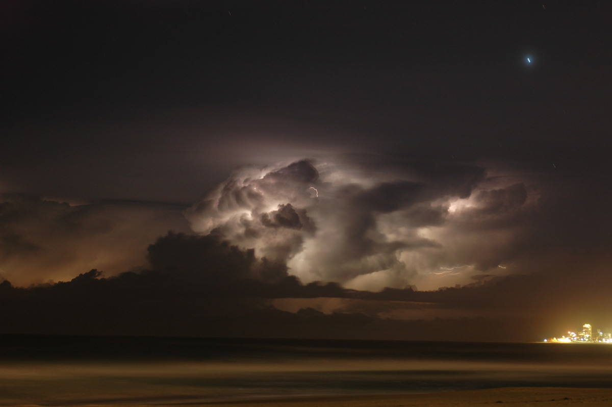 lightning lightning_bolts : Gold Coast, QLD   27 November 2005