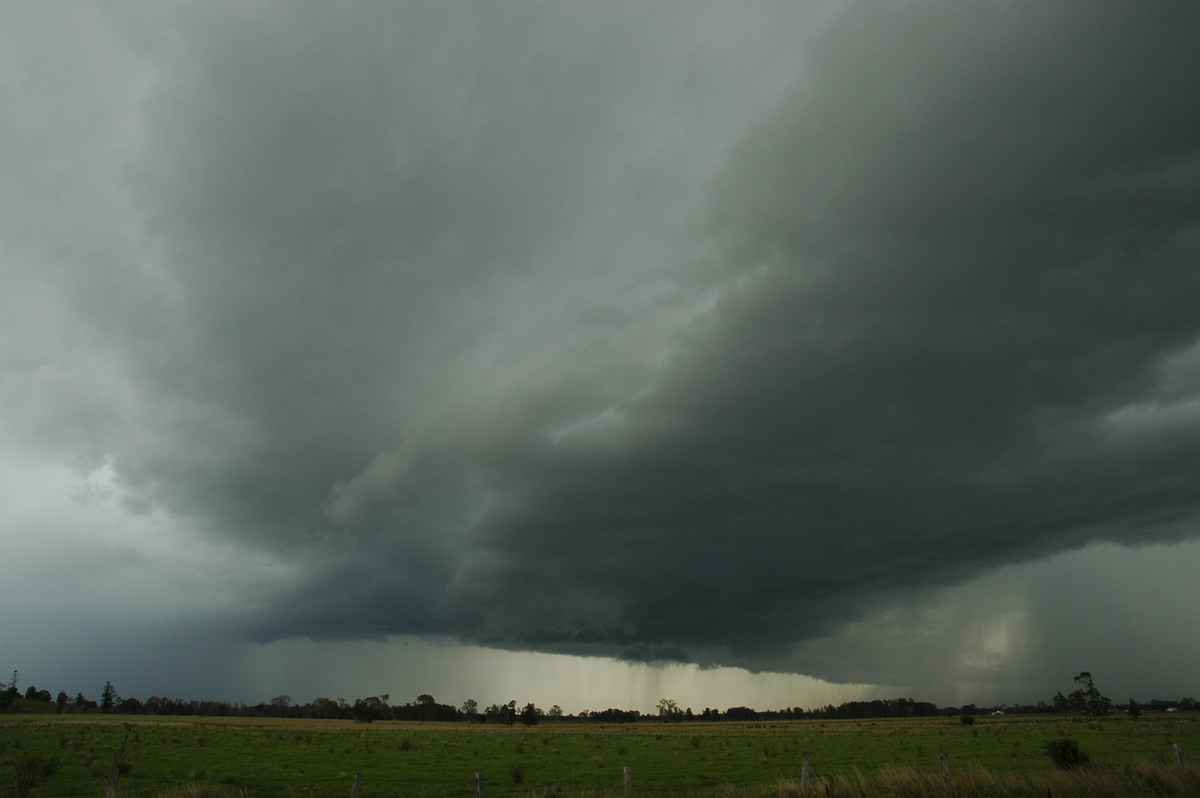 cumulonimbus thunderstorm_base : Coraki, NSW   1 December 2005