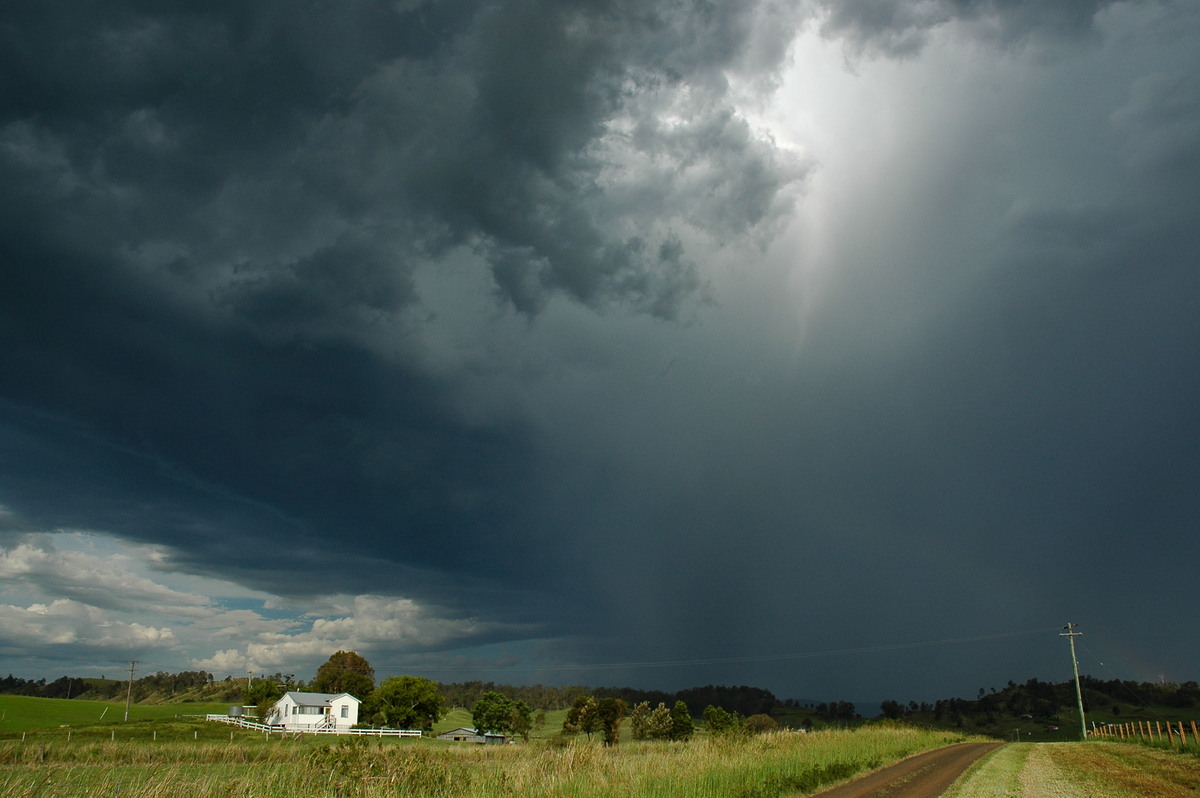 cumulonimbus thunderstorm_base : near Kyogle, NSW   13 December 2005