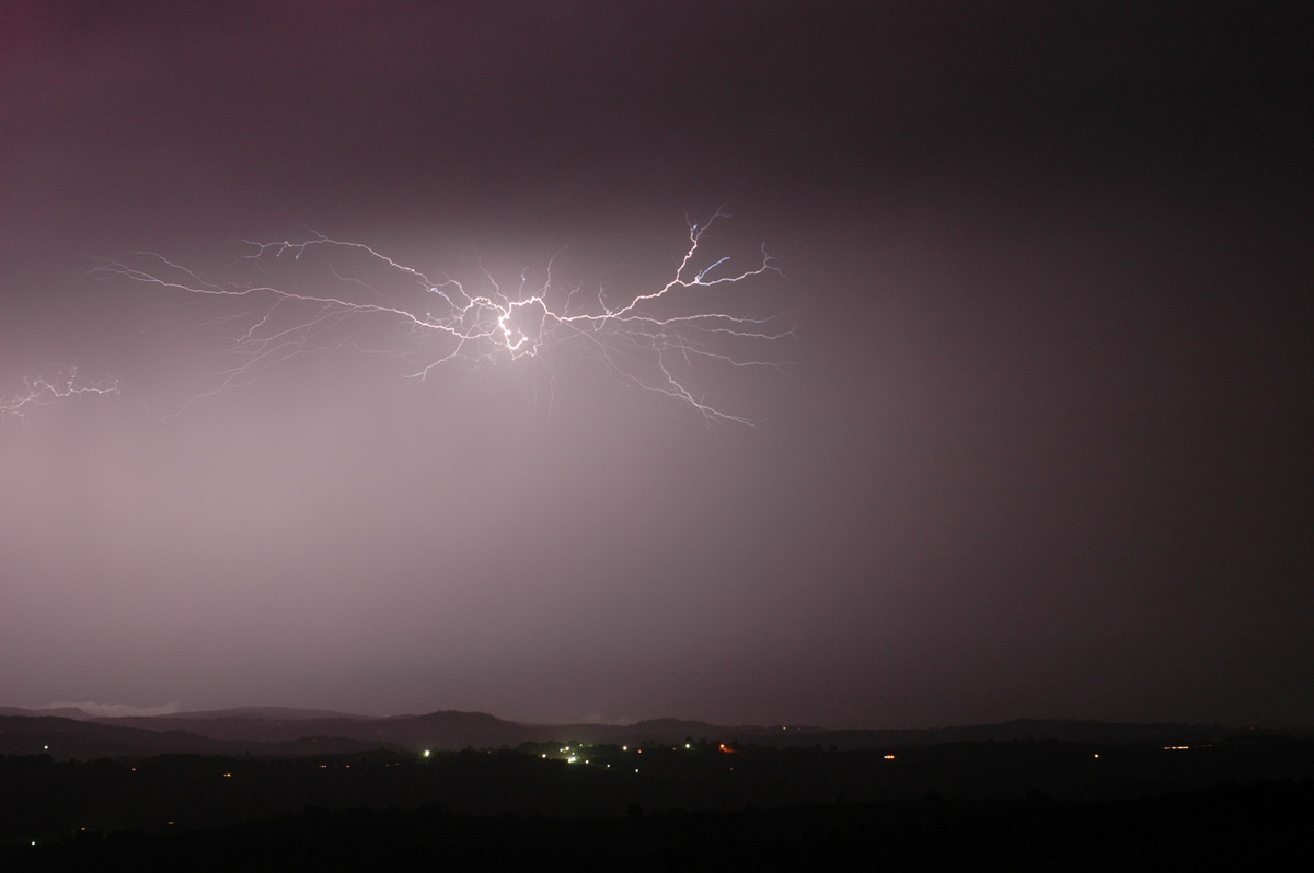 lightning lightning_bolts : McLeans Ridges, NSW   28 December 2005